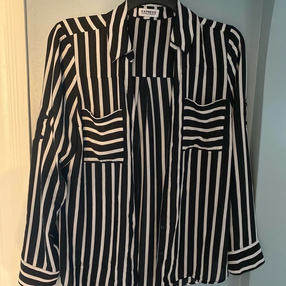 Express Tops - Beautiful EXPRESS Portofino Button-down NWOT